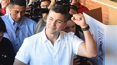 Santiago Peña gana las elecciones presidenciales en Paraguay, informa el Tribunal Superior de Justicia Electoral del Paraguay